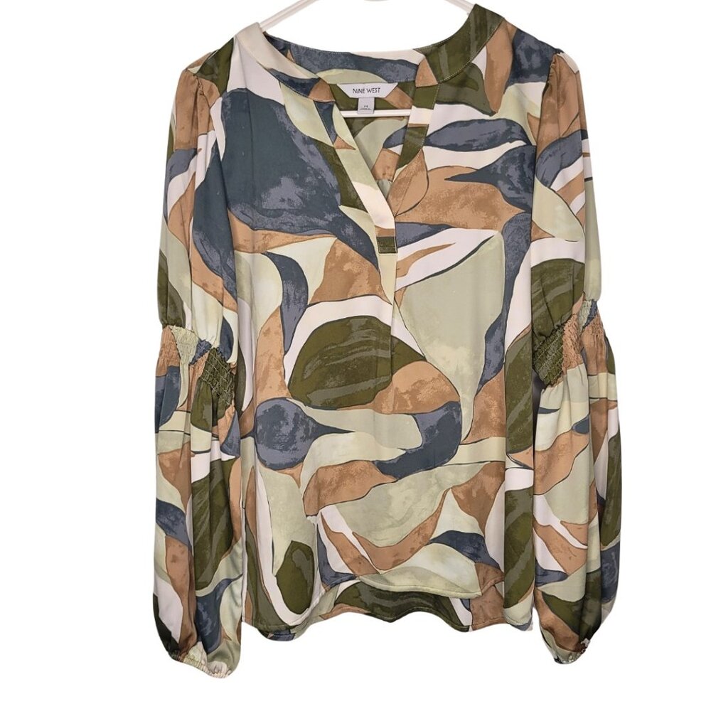 Nine West Size Medium Long-Sleeve Fall Blouse